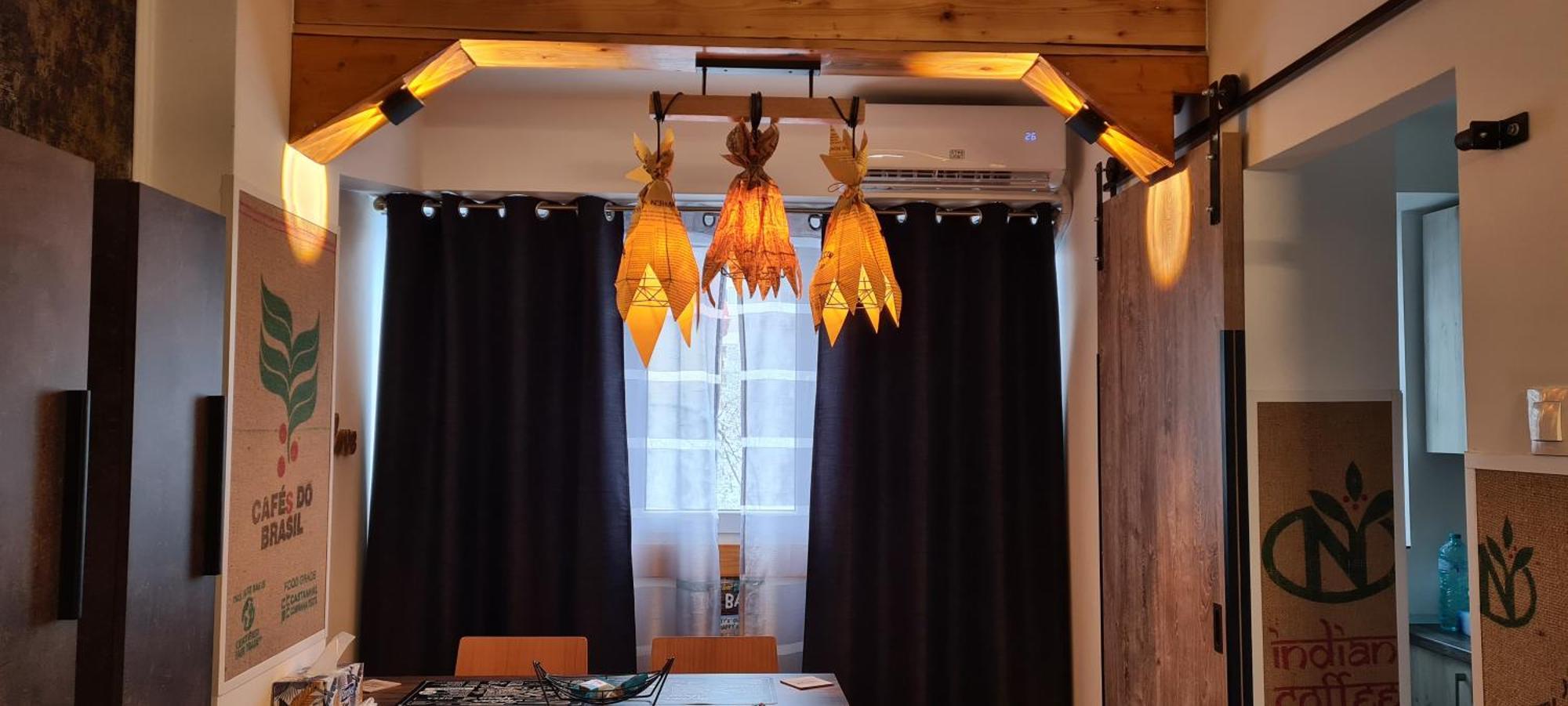 Tiki'S Bar Studio Boekarest Buitenkant foto